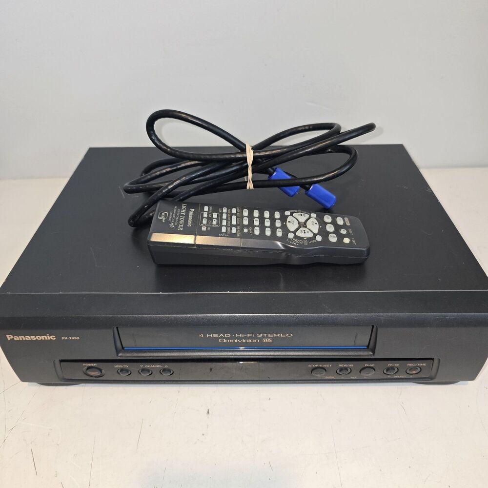 Panasonic VHS Player/Recorder PV-7453 BlueLine 4 Head VCR Includes Remote!